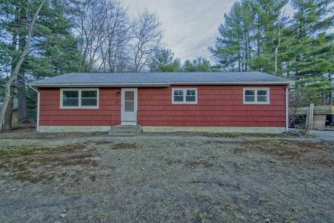 219 Cooley St, Springfield, MA 01128 photo 2