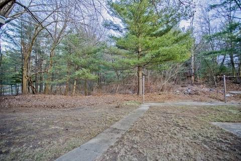 219 Cooley St, Springfield, MA 01128 photo 14