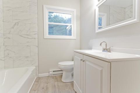 219 Cooley St, Springfield, MA 01128 photo 36