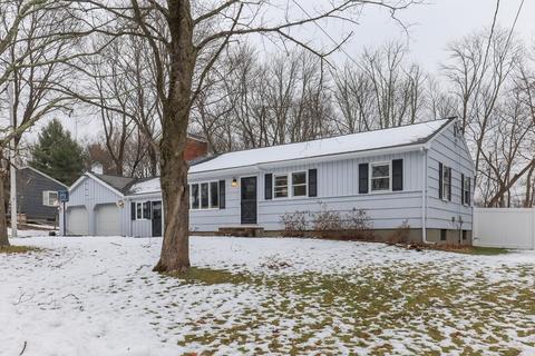 10 Lillian Rd, Acton, MA 01720 photo 2