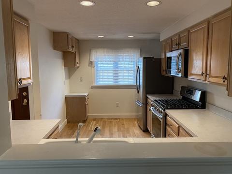 21 Hampton Ct, Mashpee, MA 02649 photo 2