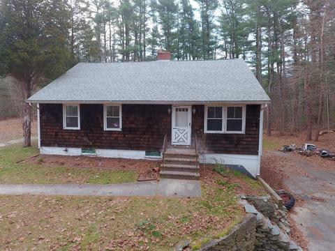 271 Everett St, Middleboro, MA 02346 photo 1