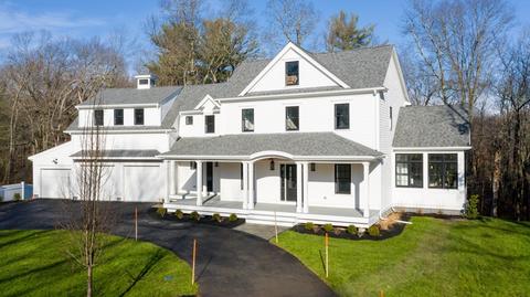 33 Hobart St, Hingham, MA 02043 photo 1
