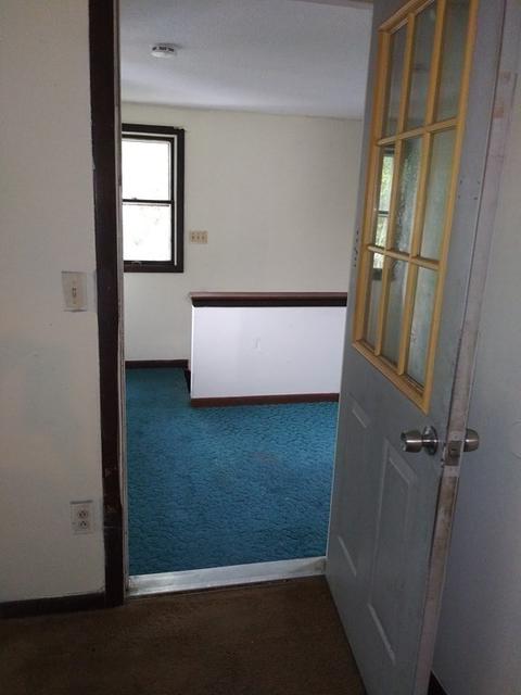 222 Centre St, Springfield, MA 01151 photo 9