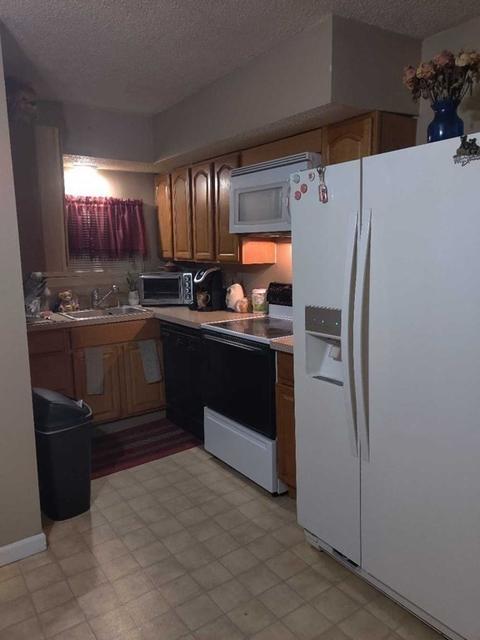 1031 Worcester St, Springfield, MA 01151 photo 11