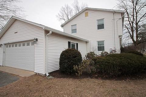 380 Plumtree Rd, Springfield, MA 01118 photo 6