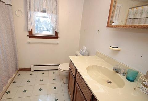 380 Plumtree Rd, Springfield, MA 01118 photo 33
