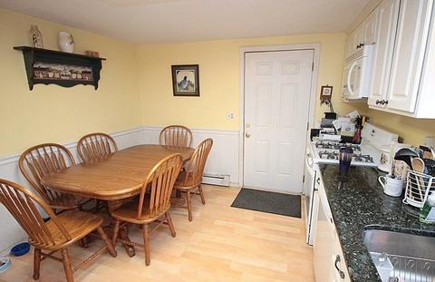 380 Plumtree Rd, Springfield, MA 01118 photo 8