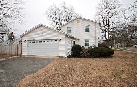 380 Plumtree Rd, Springfield, MA 01118 photo 5