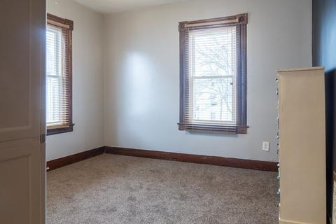 58 Grover St, Springfield, MA 01104 photo 15