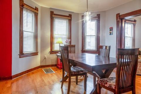 58 Grover St, Springfield, MA 01104 photo 9