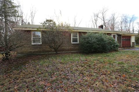 16 Charles St, Maynard, MA 01754 photo 3