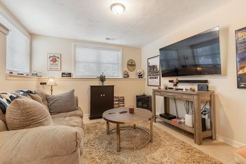 72 Swan Ave, Worcester, MA 01602 photo 25
