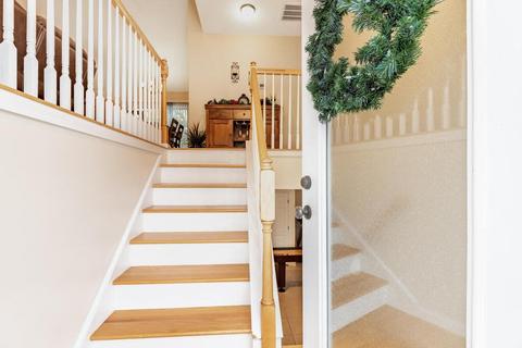 72 Swan Ave, Worcester, MA 01602 photo 3