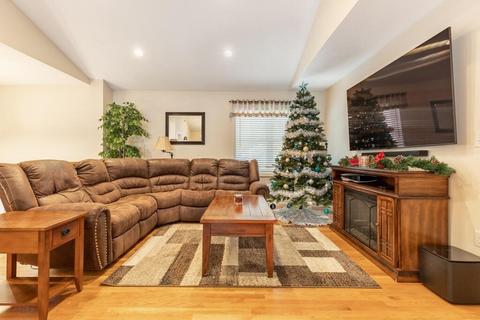 72 Swan Ave, Worcester, MA 01602 photo 9