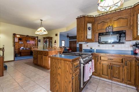 370 Broadway, Raynham, MA 02767 photo 8