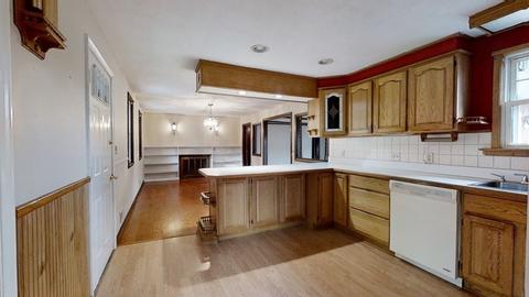 1121 Edgell Rd, Framingham, MA 01701 photo 3