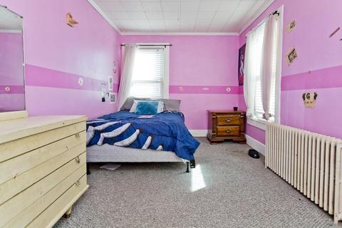 16 Lawrence Rd, Chicopee, MA 01013 photo 25