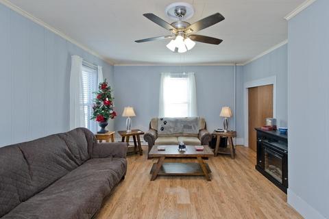 16 Lawrence Rd, Chicopee, MA 01013 photo 12