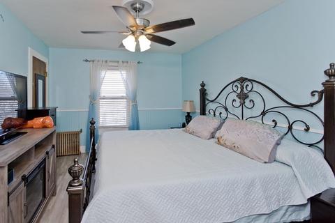 16 Lawrence Rd, Chicopee, MA 01013 photo 16