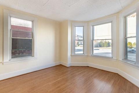 143 Broadway, Everett, MA 02149 photo 5