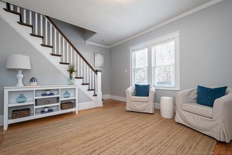23 Conway St, Worcester, MA 01607 photo 3