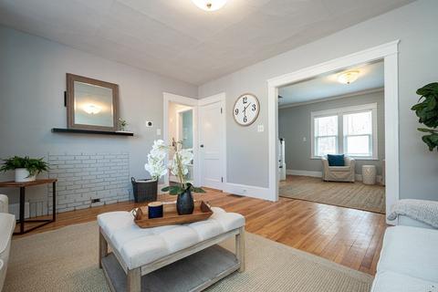 23 Conway St, Worcester, MA 01607 photo 8