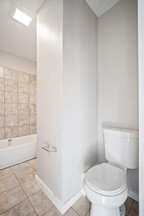 246 Walnut St, Springfield, MA 01105 photo 10