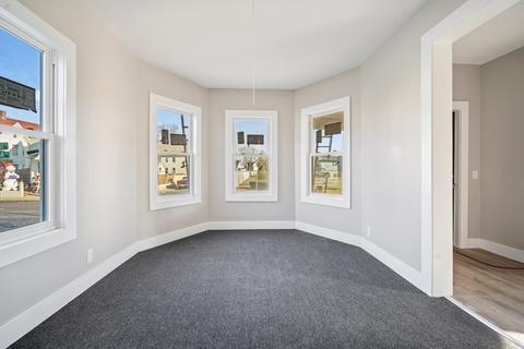 246 Walnut St, Springfield, MA 01105 photo 12