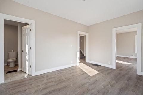 246 Walnut St, Springfield, MA 01105 photo 6