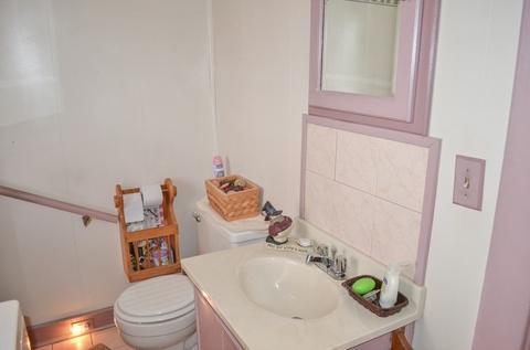 19 Carlton St, Springfield, MA 01108 photo 12