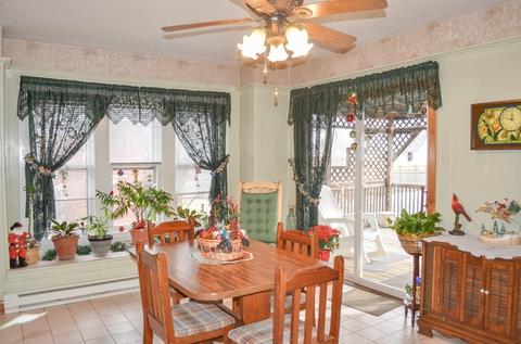 19 Carlton St, Springfield, MA 01108 photo 9