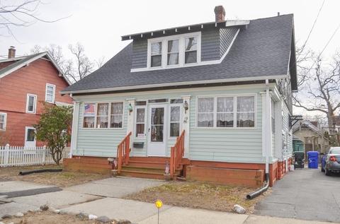 19 Carlton St, Springfield, MA 01108 photo 2