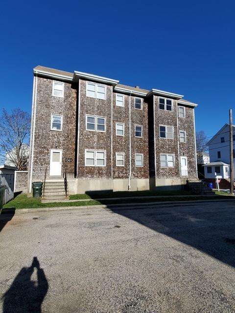 39 Beacon St, Fall River, MA 02721 photo 2