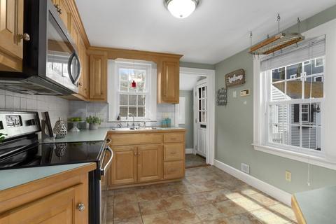 541 Summer Ave, Reading, MA 01867 photo 9