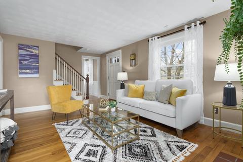 541 Summer Ave, Reading, MA 01867 photo 6