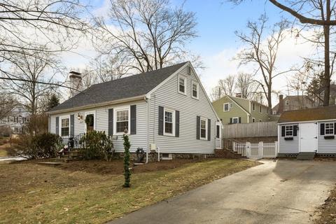 541 Summer Ave, Reading, MA 01867 photo 1