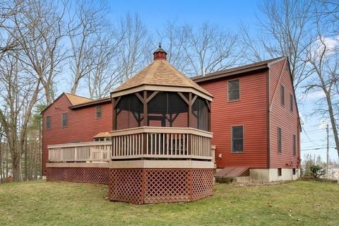 29 Bumpy Ln, Methuen, MA 01844 photo 3