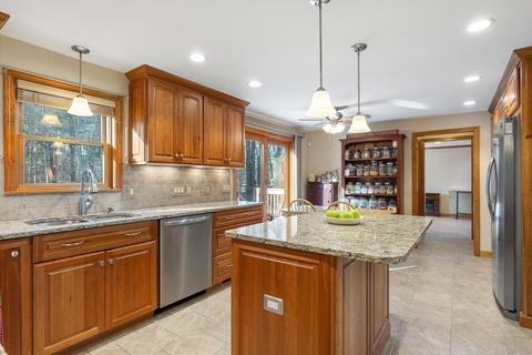 29 Bumpy Ln, Methuen, MA 01844 photo 9