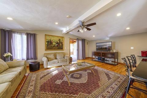 9 Berkeley Rd, Framingham, MA 01701 photo 3
