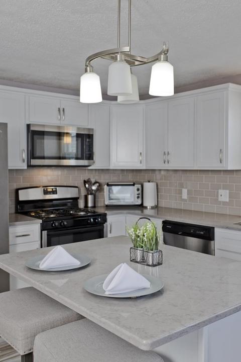 68 Cheyenne Rd, Springfield, MA 01109 photo 12