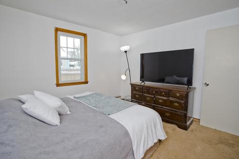 68 Cheyenne Rd, Springfield, MA 01109 photo 37