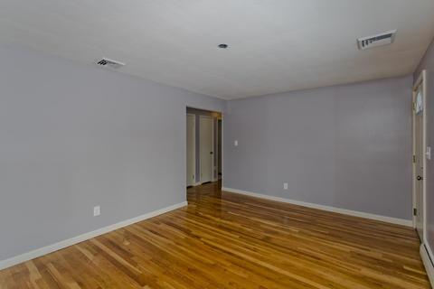 68 Cheyenne Rd, Springfield, MA 01109 photo 8