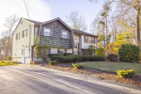 41 Ruth Ellen Rd, Raynham, MA 02767 photo 2