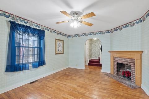 46 Starrett Ave, Athol, MA 01331 photo 6
