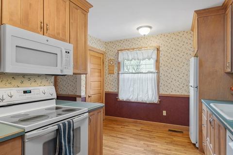 46 Starrett Ave, Athol, MA 01331 photo 13