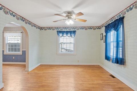 46 Starrett Ave, Athol, MA 01331 photo 5
