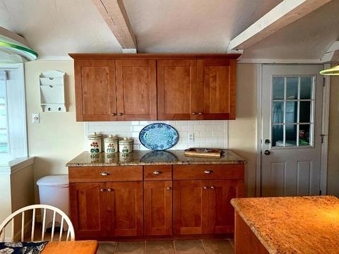 5 Cottage St, Wareham, MA 02571 photo 9