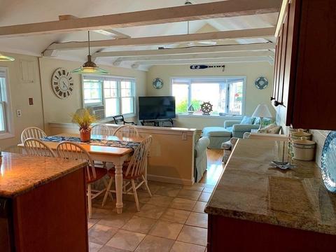 5 Cottage St, Wareham, MA 02571 photo 4