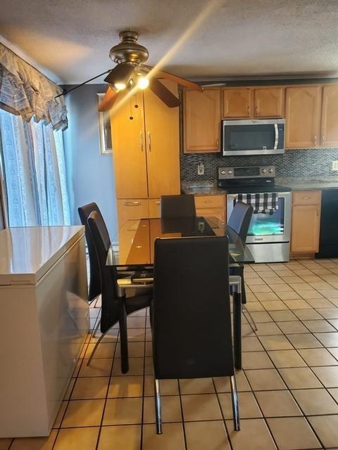 56 Derby St, Worcester, MA 01604 photo 7